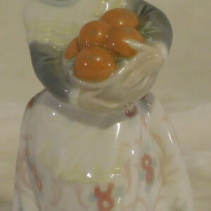 Lladro Figurine, Valencian Girl
