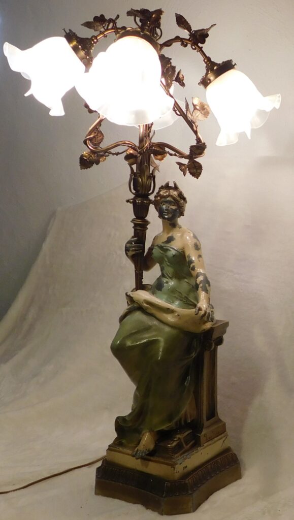 Antique Lady Liberty Lamp